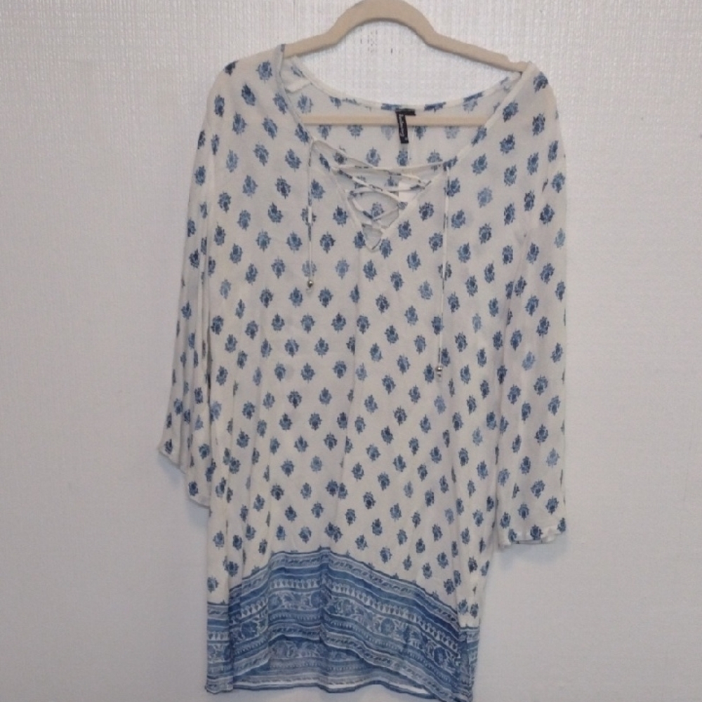 Blue and White Patterned Women's Top